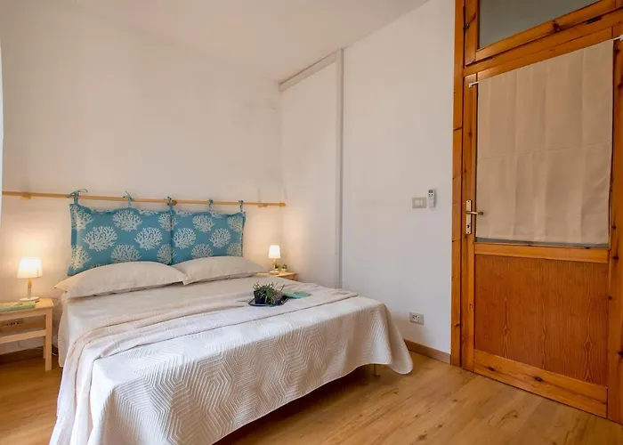 Appartamento Casa Mirai: Posizione Strategica Con Posto Auto Alghero